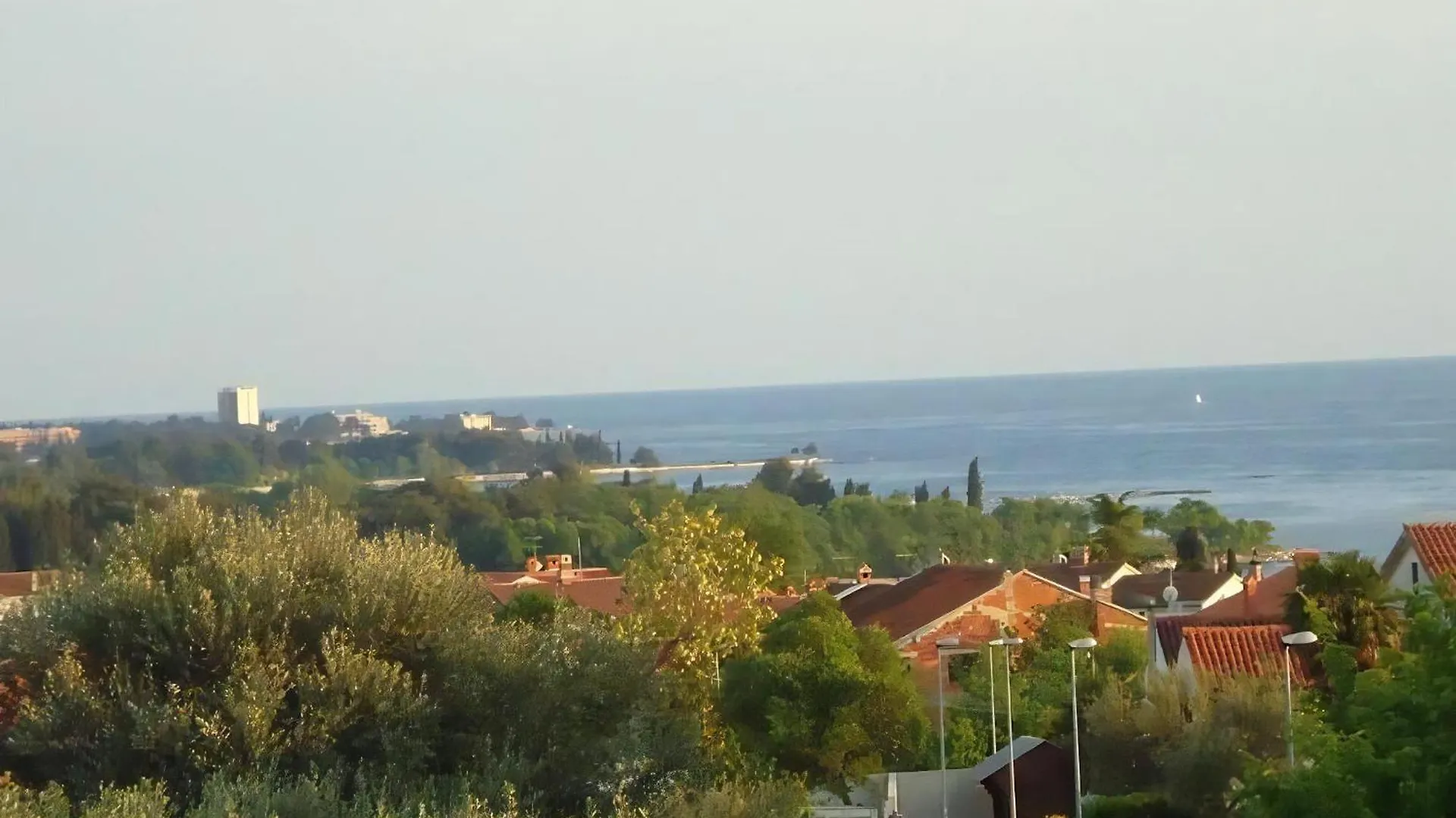 Apartment Klimatisierte Wohnung In Zambratija Mit Grill Und Meerblick Umag Croatia